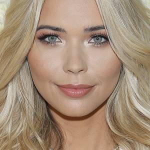 Sandra Kubicka prosto z basenu! Śmiała publikacja rozgrzała internautów [WIDEO]