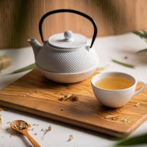 Jak biała herbata wpływa na nasz organizm? Właściwości i działanie