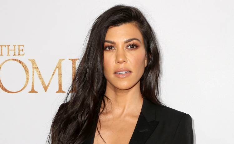Tak drapieżnie u Kourtney Kardashian jeszcze nie było! Modelka śmiało eksponuje krągłości w zmysłowej sesji [FOTO]