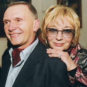 Ewa Szykulska była gwiazdą "Lokatorów" i "13 posterunku". Co się z nią dzieje? Tak wygląda obecnie [FOTO]