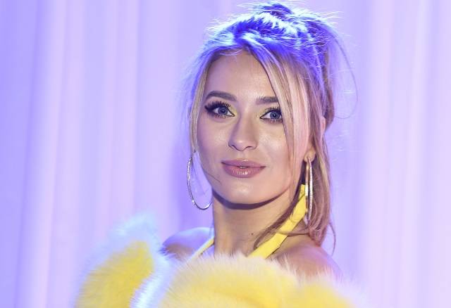 Wakacyjna Marcelina Zawadzka kusi bez opamiętania! Strój kąpielowy podkreślił wszystkie jej atuty [ZDJĘCIA]                 