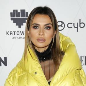 Natalia Siwiec w bikini na plaży. Internauci nie przestają komentować jej wagi