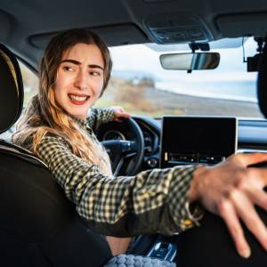 Zazwyczaj parkujesz tyłem? Wiadomo, co to oznacza według psychologii