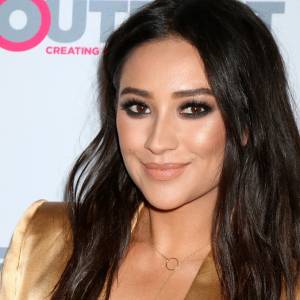 Shay Mitchell jest w ciąży! Kim jest ojciec dziecka? 