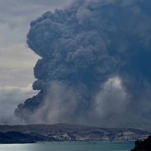 Potężny wybuch wulkanu na Filipinach. Ewakuowano ponad 14 tysięcy osób