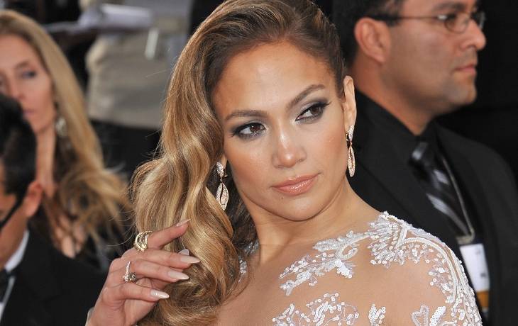 Jennifer Lopez na starym zdjęciu. Artystka ma na nim zaledwie 17 lat!