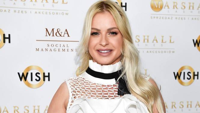 Paula Tumala w sukni ślubnej! Ta kreacja robi wrażenie! "Jak z bajki"