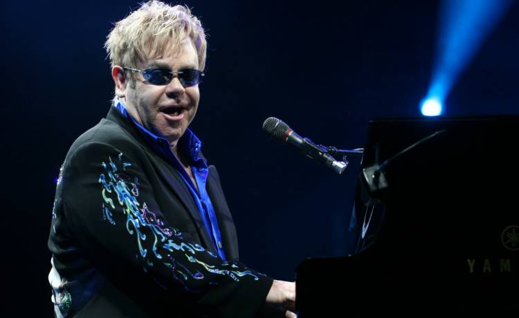 Elton John odwołuje koncerty! Wokalista opowiedział o swoim stanie zdrowia