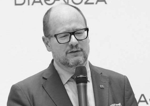 Pogrzeb Pawła Adamowicza: Rodzina zmarłego prezydenta Gdańska otrzymała różańce od papieża Franciszka