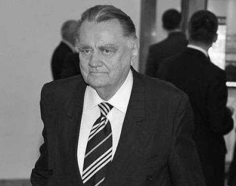 Żałoba narodowa po śmierci Jana Olszewskiego od piątku do soboty                                                          