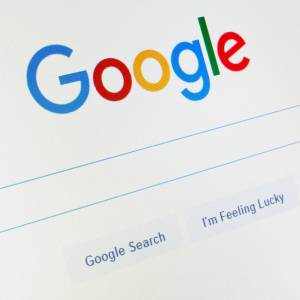 Google rozważa wprowadzenie płatnych funkcji do wyszukiwarki. O co chodzi?