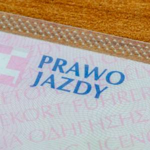 Prawo jazdy - już nie musisz nosić go ze sobą. Od grudnia wystarczy telefon 
