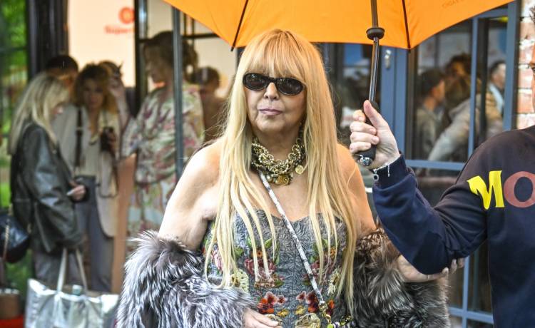 Maryla Rodowicz musiała zejść ze sceny po trzech piosenkach. Przerwano jej koncert!