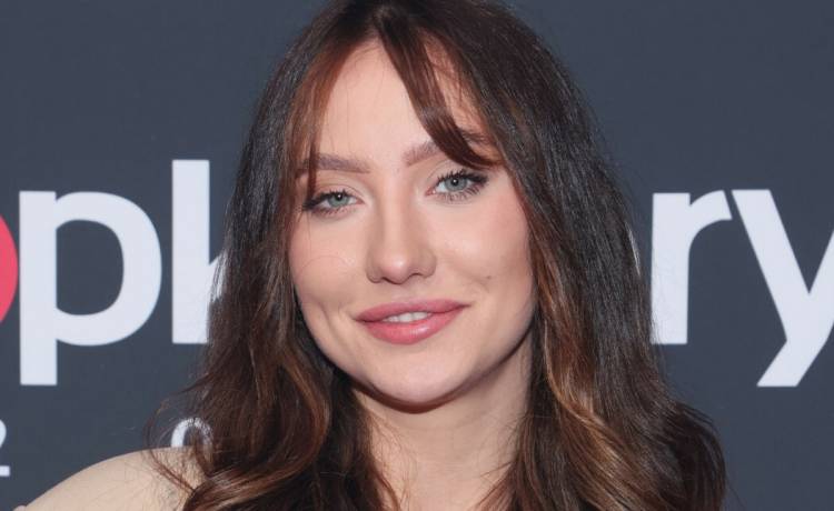 Klaudia Nieścior rzuca poduszką, pozując w odważnej bieliźnie. "Jaka śliczna" [FOTO]