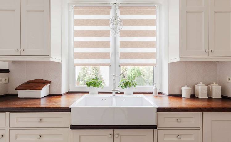 Rolety dzień-noc, czyli estetyczna regulacja docierającego do nas świata