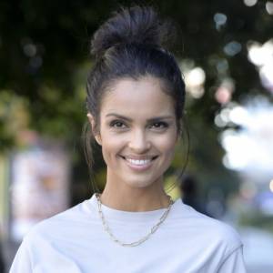 Klaudia El Dursi delikatnie odsłania biust i rozpala zmysły. "Nie można nadziwić się taką urodą" [ZDJĘCIE]