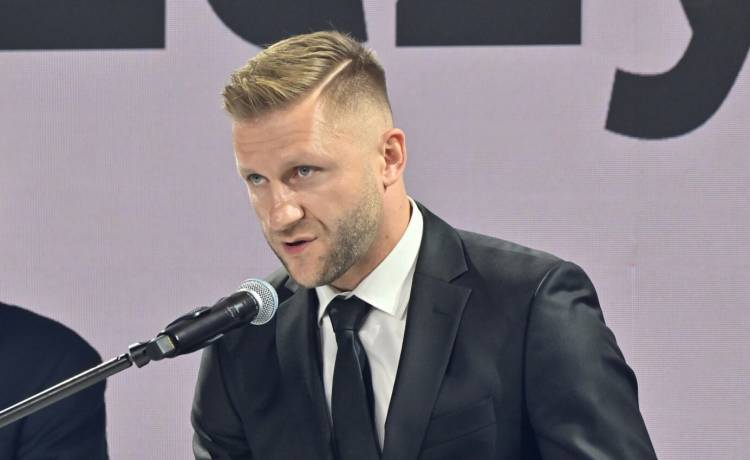 Błaszczykowski wrócił do konfliktu z Lewandowskim. Pobili się w szatni?