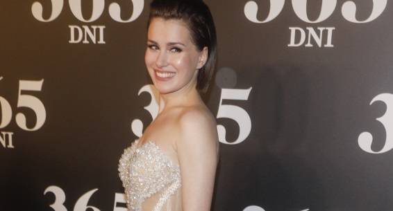 "365 dni". Anna Maria Sieklucka dodała zdjęcie z partnerem i zastrzegła, że... więcej nie będzie!