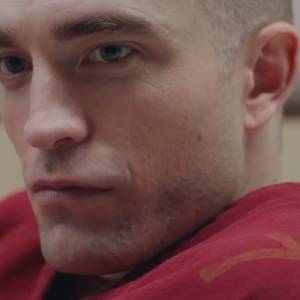 Robert Pattinson wokalistą? Sprawdź, hipnotyzujące wykonanie utworu "Willow" [WIDEO]