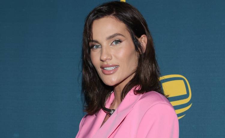 Karolina Gilon szaleje na Madagaskarze i chwali się fotkami w bikini! [ZDJĘCIA]