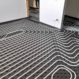 Lepsze niż podłogówka? Polacy masowo montują to w starych domach 