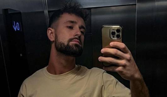 "Love Island". Hubert po rozstaniu z Agatą pokazał wpis w sieci. "Czy mamy prawo czuć się oszukani jako widzowie, którzy na Was głosowali?"