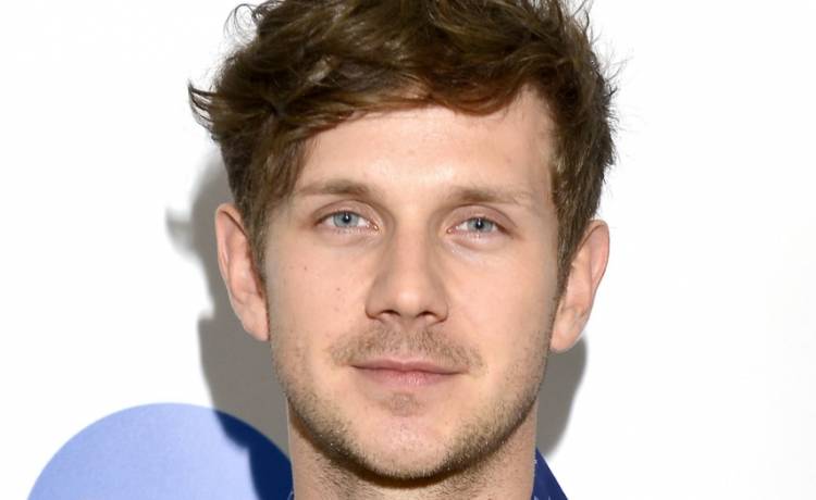 Antek Królikowski musiał odpocząć po związku z Wieniawą. Jest na drugim końcu świata!