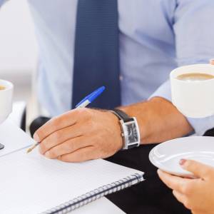 Zaproponowali ci kawę na rozmowie rekrutacyjnej? Uważaj, to dla niektórych ważny test