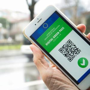 Obowiązkowe przepustki sanitarne we Włoszech. Dotyczą 23 mln osób