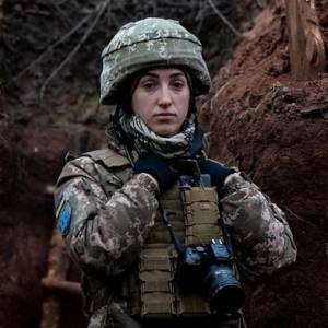 Walczą o wolny kraj. Ukraińskie kobiety z bronią w ręku i nie tylko… Poruszające kadry [FOTO]                                             