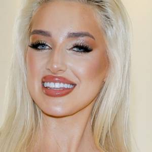 Odcinek programu "Damy i wieśniaczki" z Caroline Derpienski pełen zaskoczeń. Widzowie przecierali oczy! "Dwa różne światy"