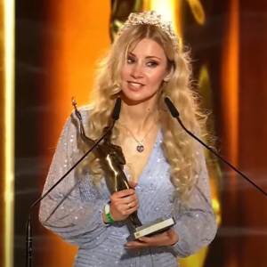 Gala Mistrzów Sportu. Ewa Bilan-Stoch wyglądała jak księżniczka. Żona Kamila Stocha niczym Elsa z "Krainy lodu"