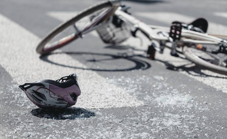 Potrącił dziecko na pasach i odjechał. Wszystko nagrała kamera! [WIDEO]