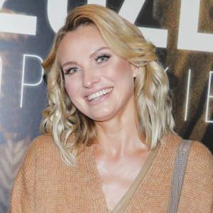 Joanna Moro śmiało eksponuje biust. Odważny kadr podzielił internautów