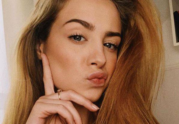 Wiktoria Gąsiewska rozczuliła fanów zdjęciem z dzieciństwa. "Jaki piękny aniołek" - komentują