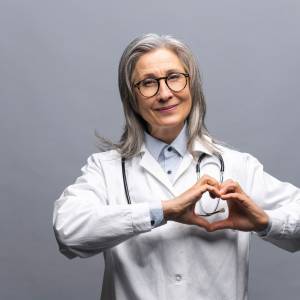 Co na śniadanie jedzą najdłużej żyjący ludzie? To prosty przepis na długowieczność