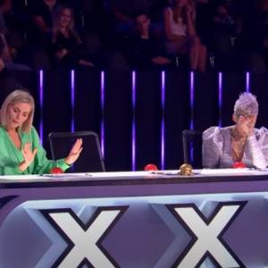 Agnieszka Chylińska przerwała występ w "Mam talent". Było aż tak źle?! "Szkoda gościa, widać było, że jest mu przykro" [WIDEO]