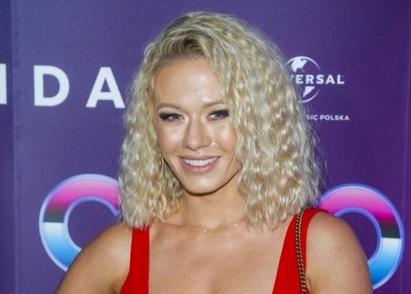 Kasia Dziurska pozuje tylko w bieliźnie. Trenerka rozpaliła sieć. "Ale tu gorąco" [FOTO]