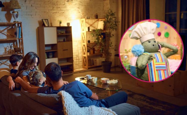 Master1305/Shutterstock, thetinychefshow/Instagram