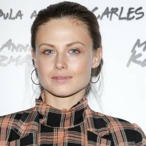 Gwiazda "Na dobre i na złe" nago. Zmysłowy kadr Anny Karczmarczyk trafił do sieci                                                  