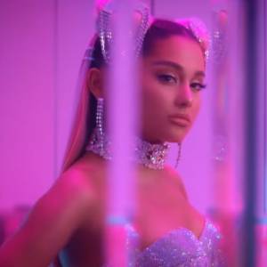 Ariana Grande ma nowy tatuaż! Fani znaleźli w nim poważny błąd!