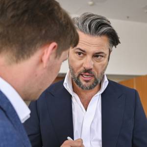 Olivier Janiak zrobił to wiele lat temu. Szczere wyznanie fotografki