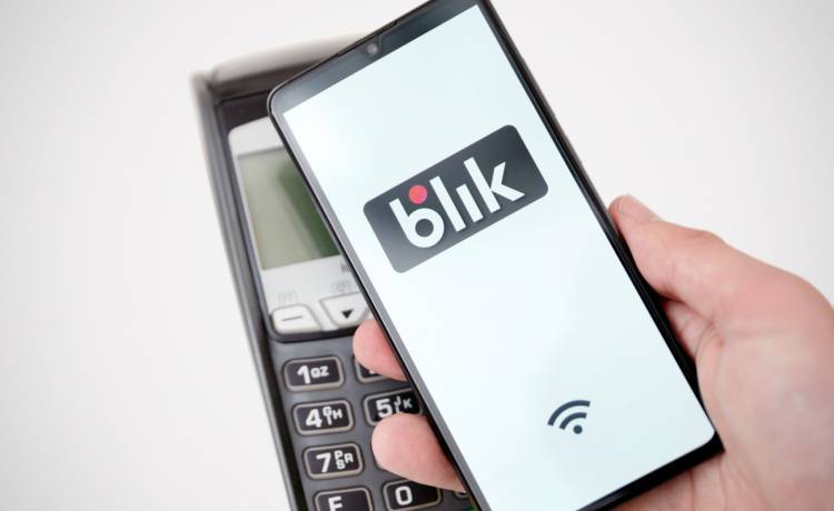 BLIK nie działa! Awaria płatności zbliżeniowych zaskoczyła tysiące Polaków, fot. Shutterstock
