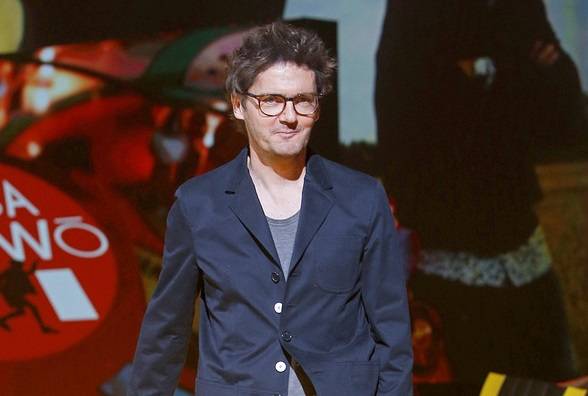 Kuba Wojewódzki na zdjęciu sprzed lat: Internauci zwrócili uwagę na jeden szczegół!                                                                                                   