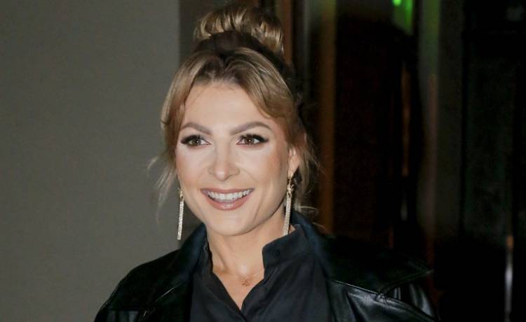 Magdalena Narożna w objęciach ukochanego. Internauci wprost pytają, kto to!