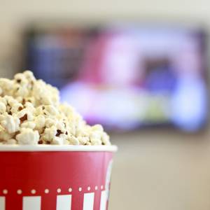 Filmy na sylwestrowy wieczór. Zobacz nasze propozycje!  