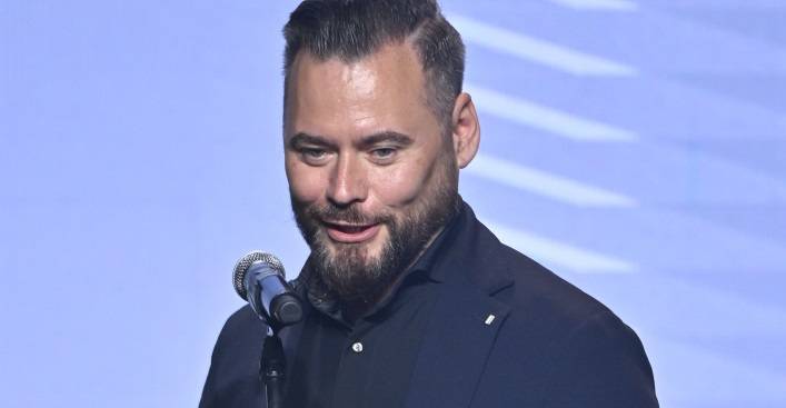 Krzysztof Stanowski żegna się z "Kanałem Sportowym". Dziennikarz złożył wypowiedzenie                                          