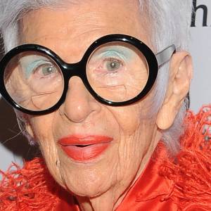 Ma prawie 102 lata. Jest modelką, instagramerką i ikoną