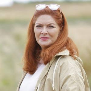 "Nasz nowy dom". Katarzyna Dowbor przeżyła szok. "Ten dom nie nadaje się do remontu"