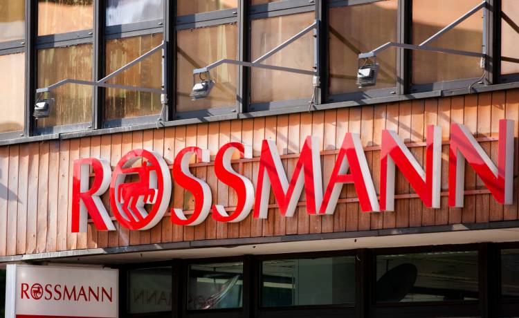 Rossmann przeszedł sam siebie. Hity za grosze! Szał promocji w drogeriach